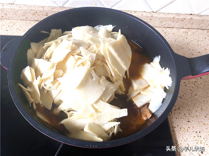 鲜竹笋怎样吃好吃又简单,这才是竹笋最好吃的做法脆爽可口