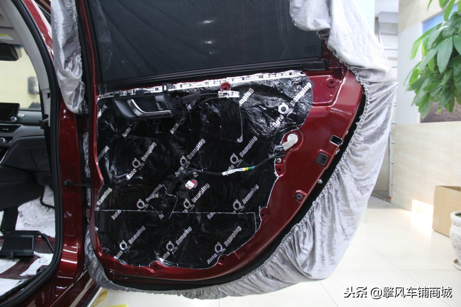 汽车隔音怎么做达到最佳效果,给汽车做隔音效果最好的方法