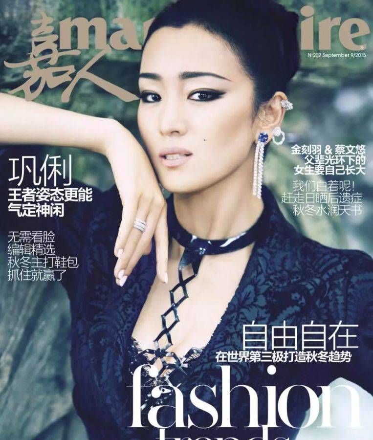 没有烈焰红唇照样slay全场，她的裸色口红真厉害