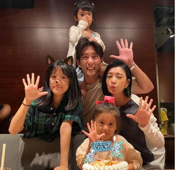 贾静雯心痛发文,5岁女儿被查出先天性弱视,她的忠告值得一看