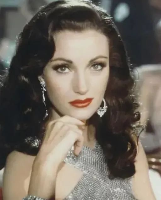 影史十大美人,盘点25位邦女郎