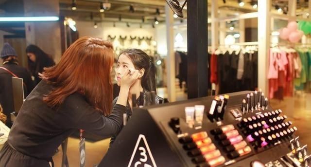 代购很火但并不好用的化妆品,吐槽那些又贵又不好用的化妆品