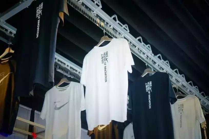 上海哪里可以买新款鞋,在哪里可以买便宜球鞋