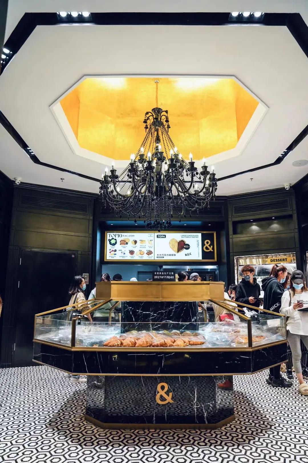 太阳宫网红面包店,太阳宫排队买泡芙