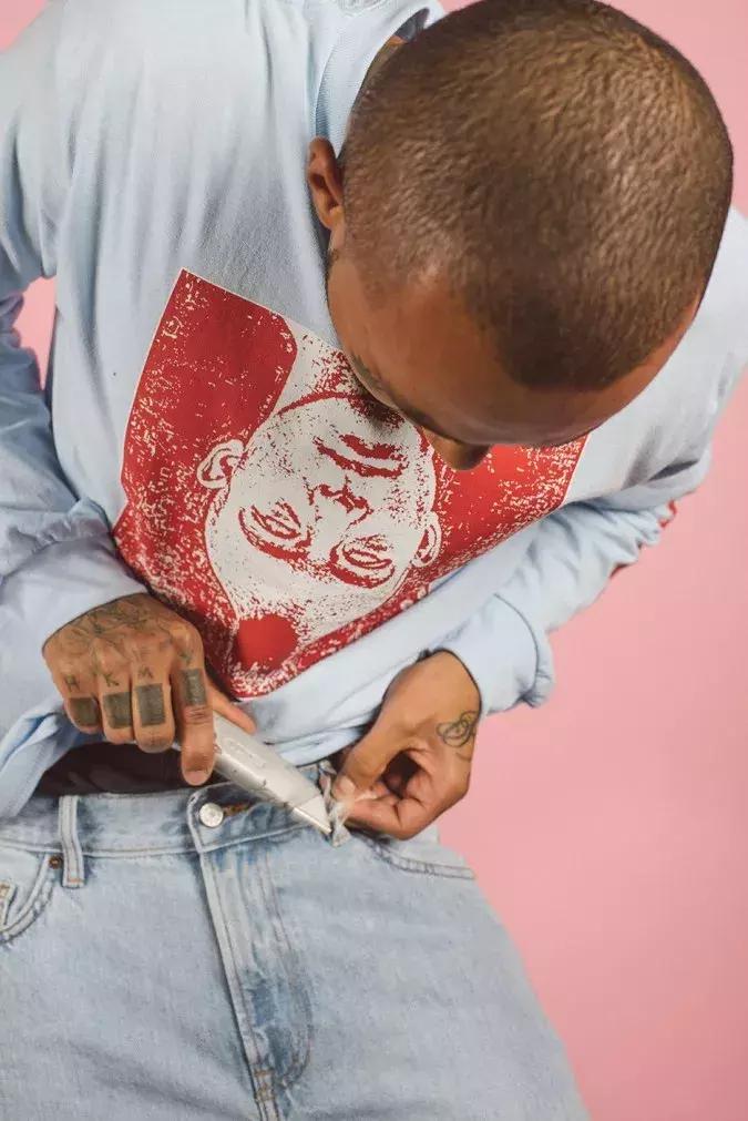 “悼念”完EDC，最近又骑到Adidas头上了