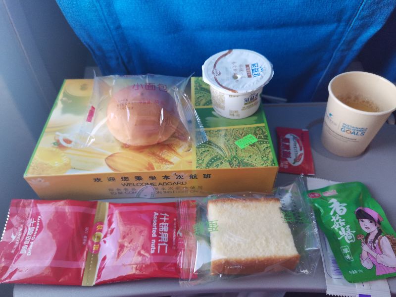 厦航飞机餐哪个好吃,厦航素食飞机餐