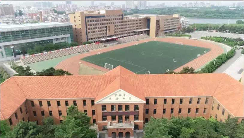 长春占地面积最大的高中,长春树仁高中和文苑高中哪个更好