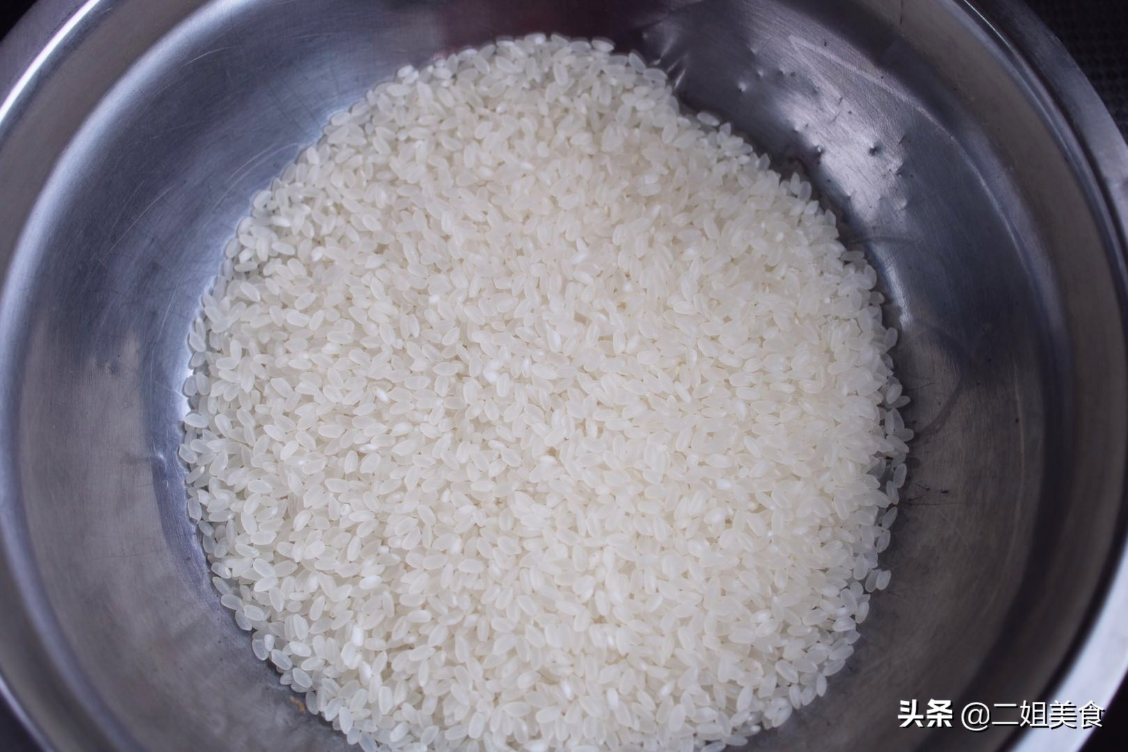 煮大米粥10分钟,煮大米粥简单做法