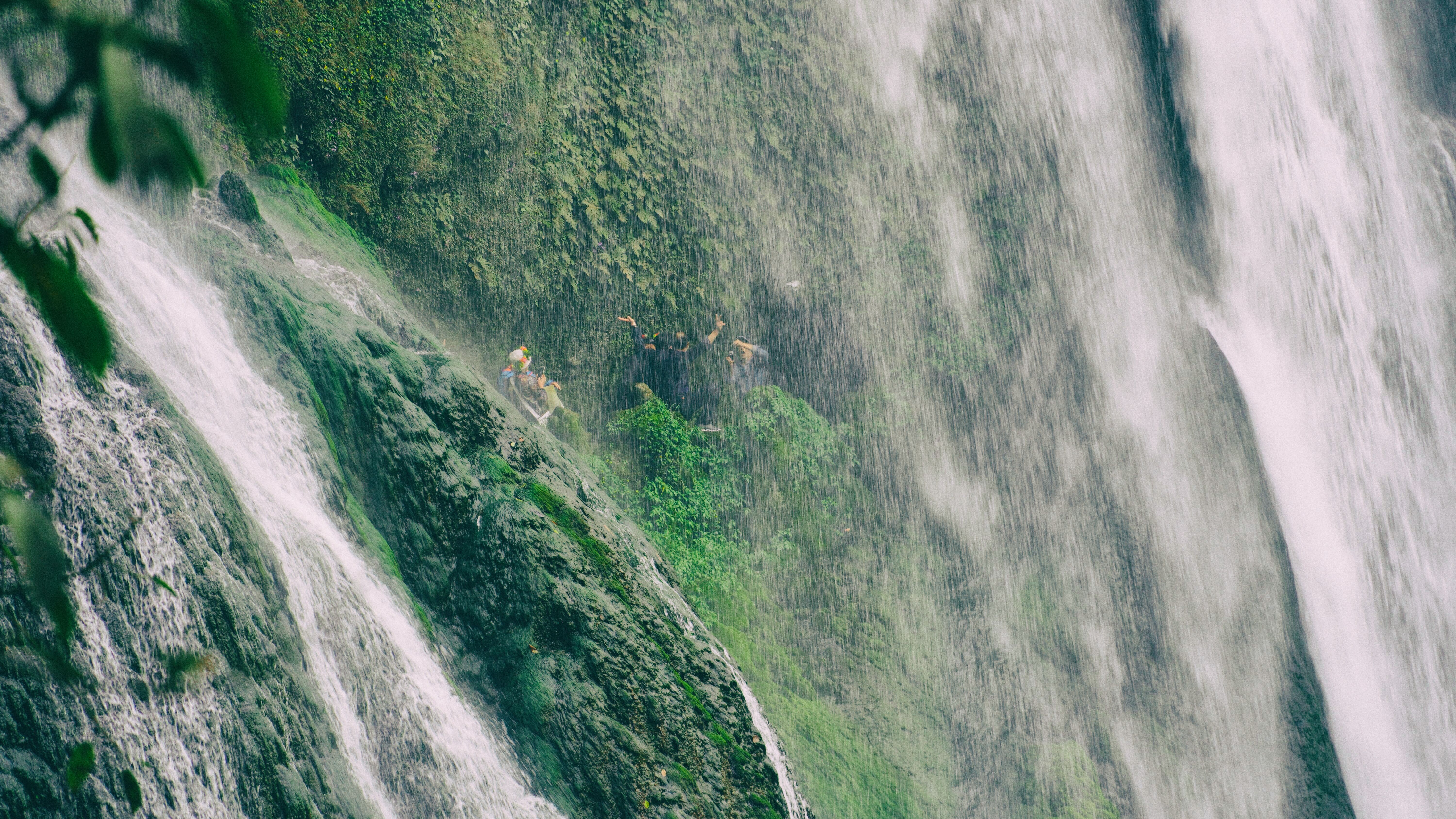 总要和心爱的人去一次黄果树瀑布,一个人去黄果树瀑布旅游