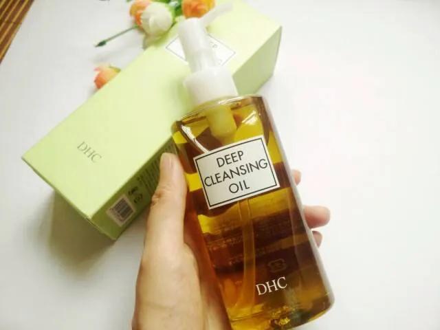 卸妆必备的爱得菲卸妆巾 (不化彩妆需要使用卸妆产品卸妆吗)