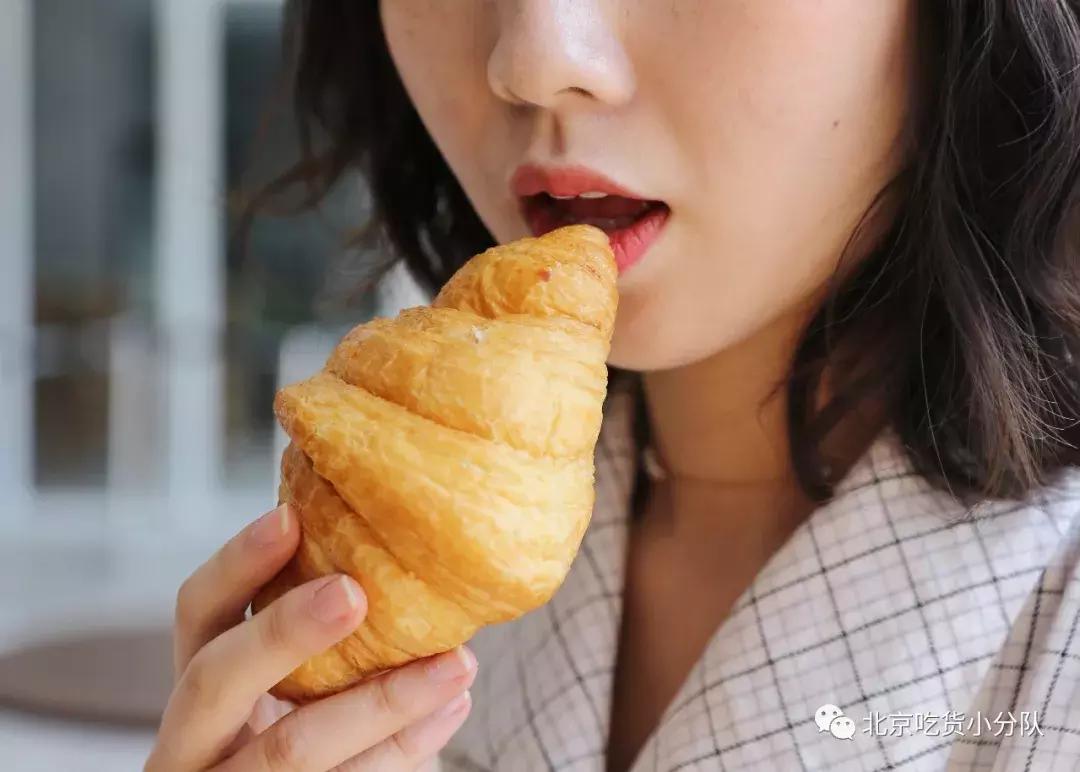 喜茶卖瓶装饮料是对的吗,喜茶踩箱喝