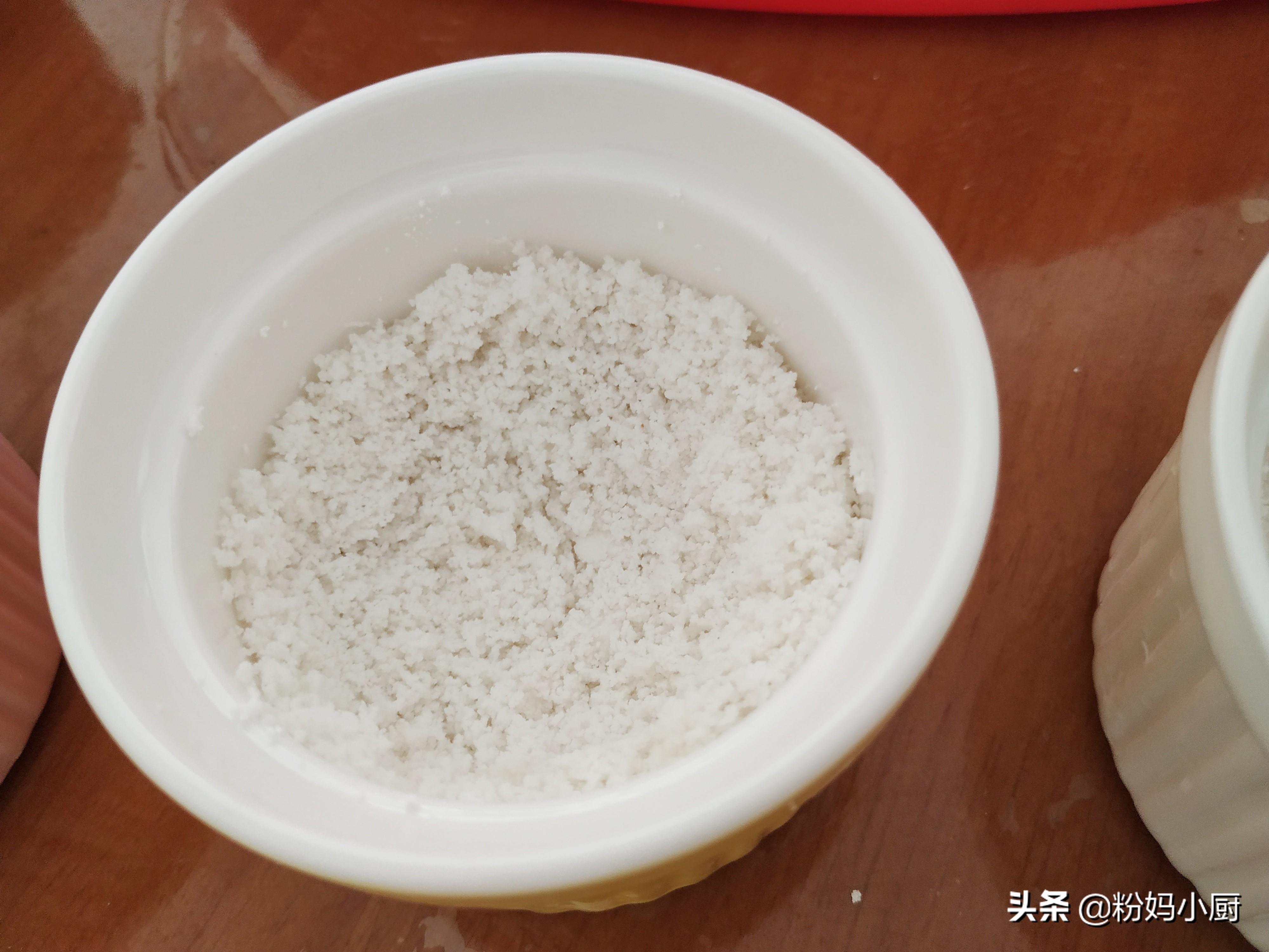 糯米粉和粘米粉蒸米糕,粘米粉和水磨糯米粉蒸红豆