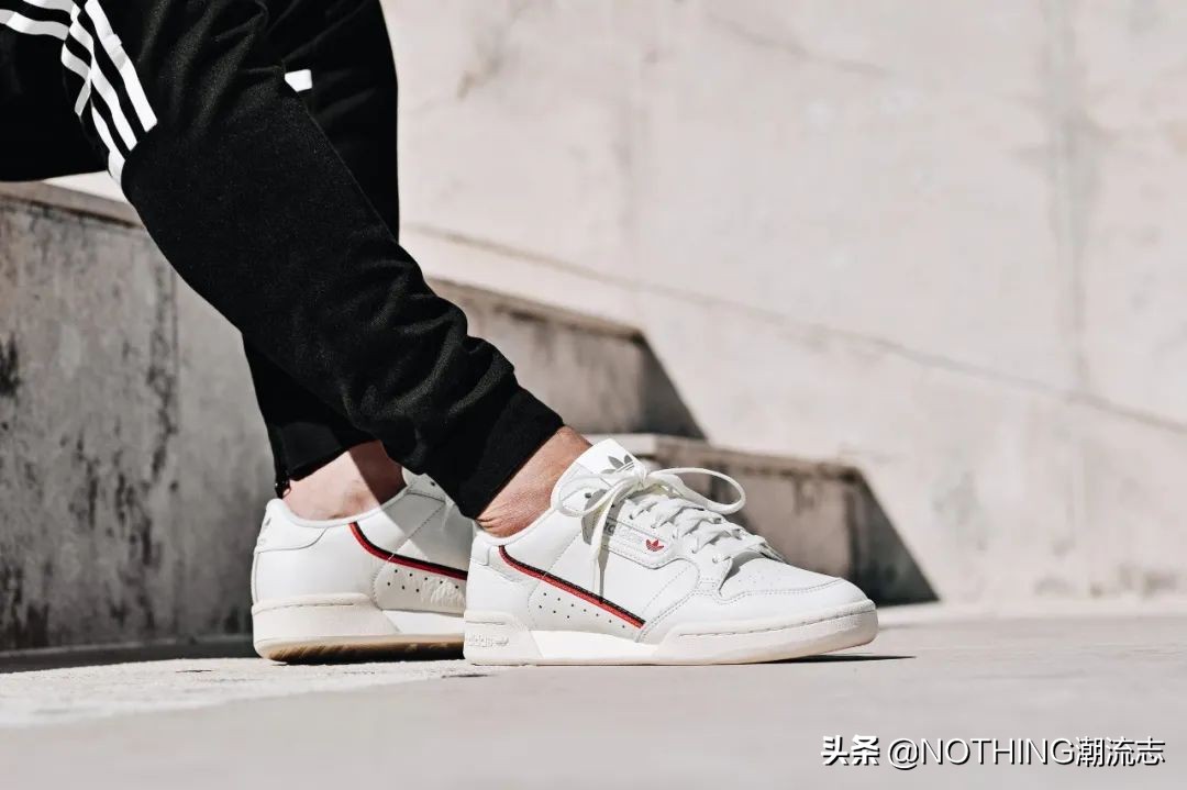 三叶草哪几款鞋型最经典,阿迪达斯官网adidas三叶草彩虹色