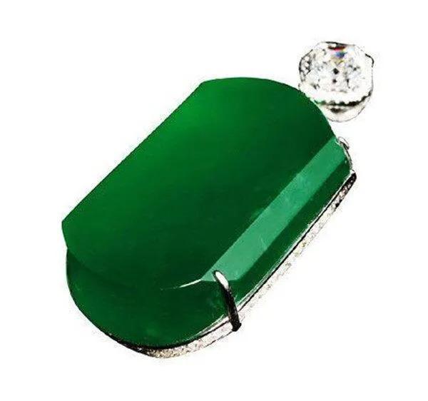 历年最顶级的翡翠拍卖,盘点价格过亿的翡翠