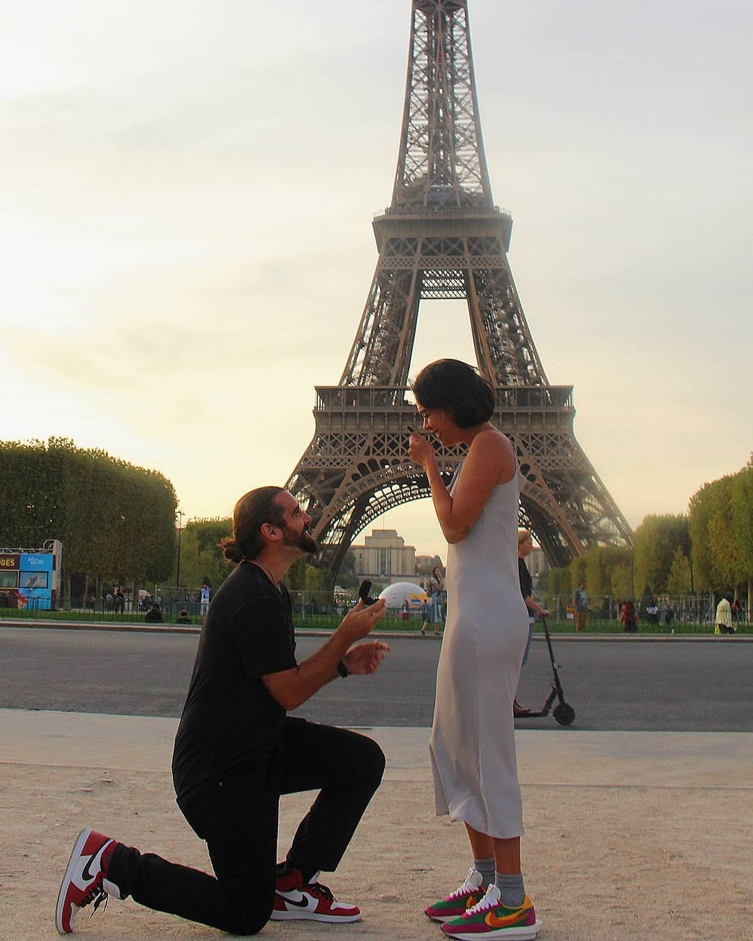 头可断血可流鞋子不能脏,头可断血可流眼泪不能流