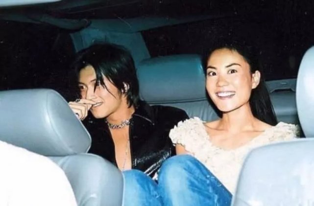 谢霆锋直言不会结婚，与王菲保持情侣关系，网友：尊重个人选择