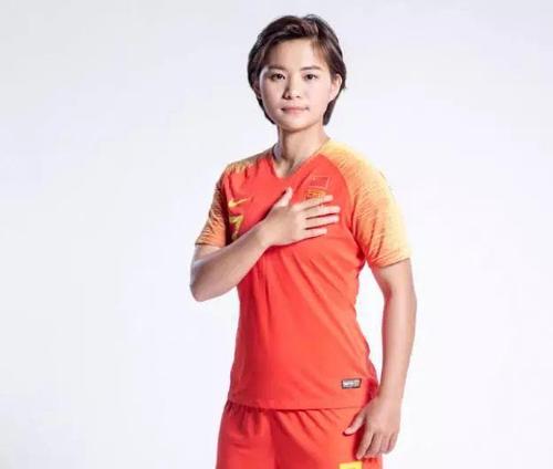 细数女足高学历，王霜李影硕士，普遍本科以上，真值得男足学习