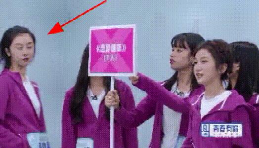 虞书欣对赵小棠撒娇,当赵小棠遇到虞书欣