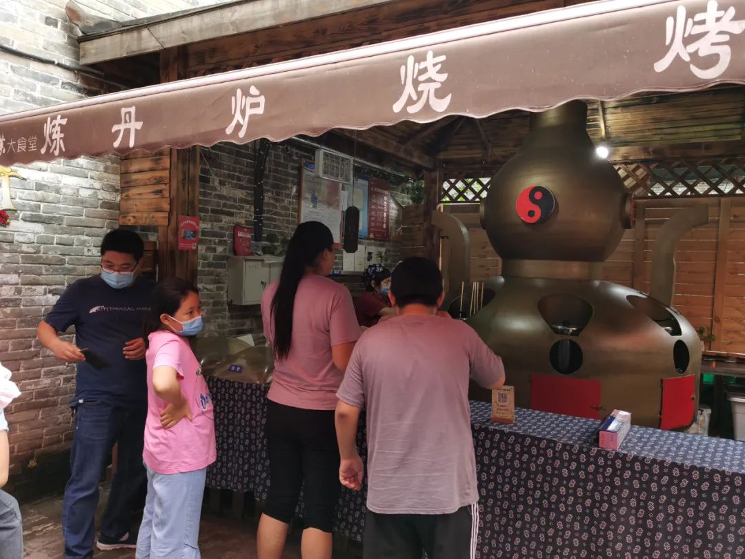 建业足球小镇一日游攻略,建业足球小镇附近有什么玩的