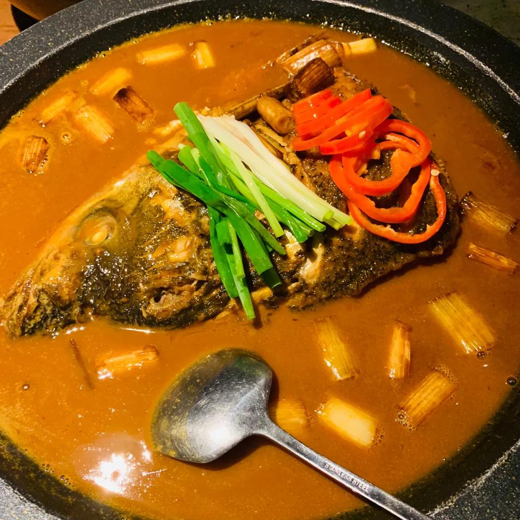 青年公社烤鸭只有北京有么,青年公社和便宜坊哪个烤鸭好吃