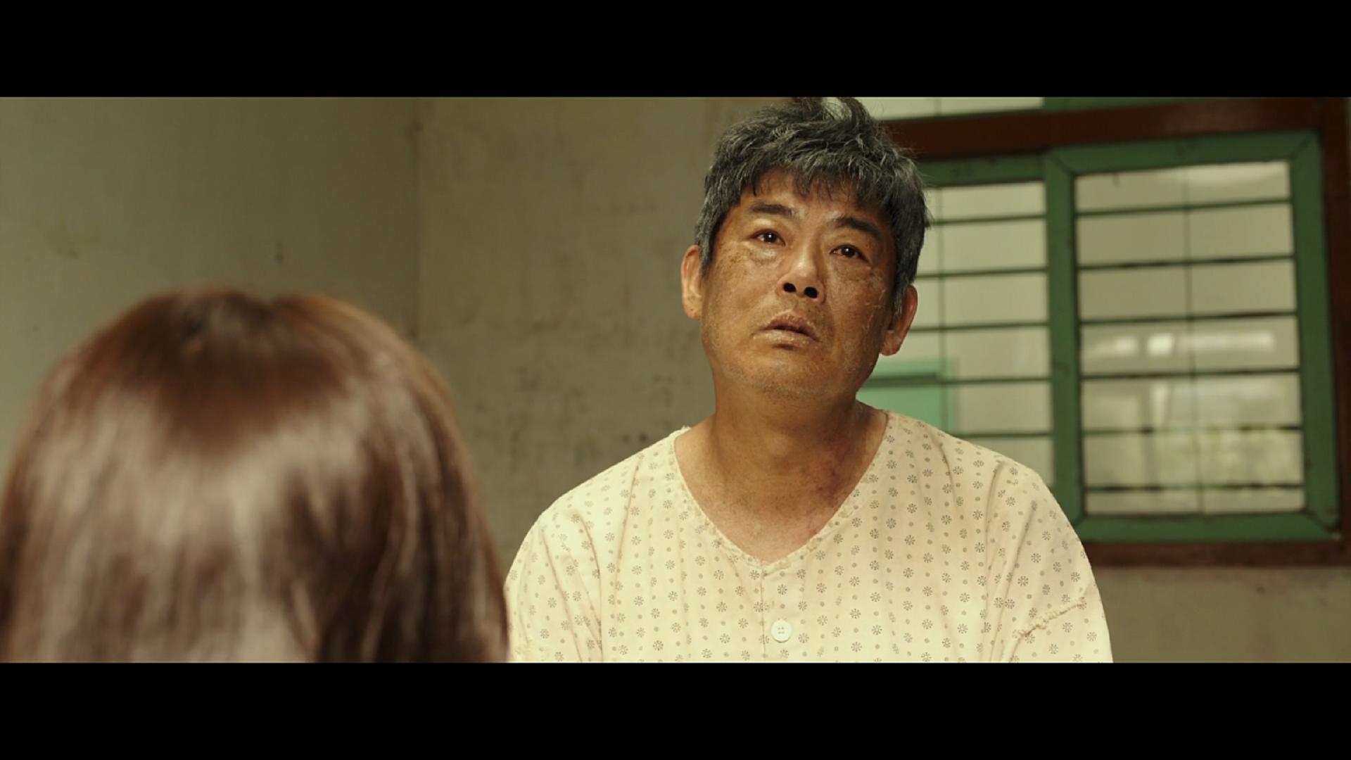 一上映就夺得韩国电影票房冠军，赶超《阿凡达》的纪录，不容错过