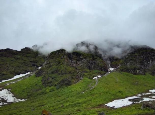 西藏神秘的地方,隐藏的莲花