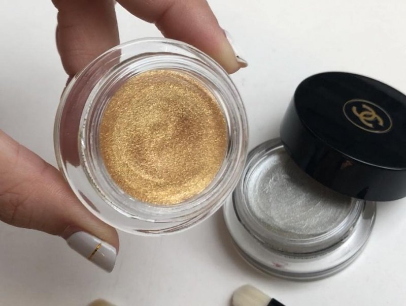 香奈儿2019夏季全新限量彩妆来了，快来get同款法式温柔妆容