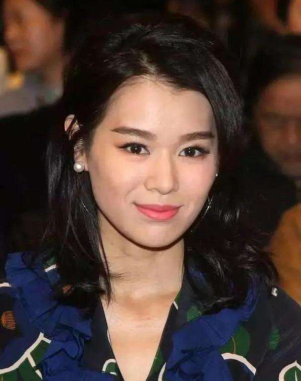 咬肌型发腮怎么改善,大脸方脸女生如何快速改变脸型