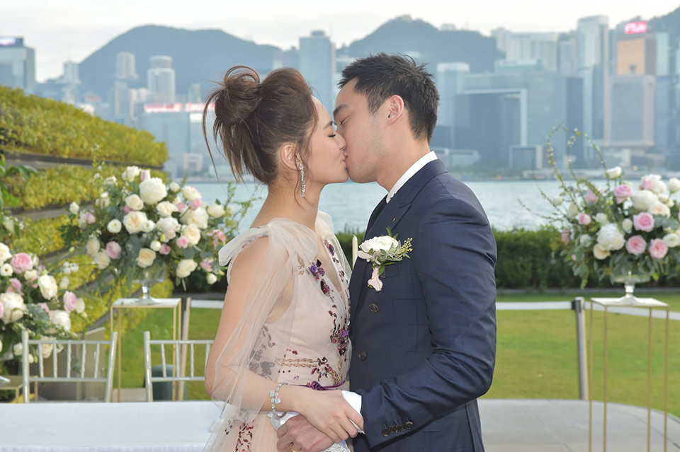 阿娇赖弘国承认已分居！婚变原因或与这3点有关，金星曾爆神预言