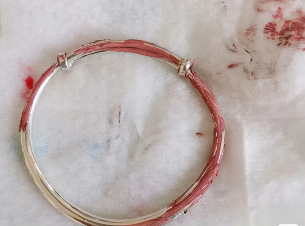 口红过期了还可以怎么利用,口红过期了怎样变废为宝