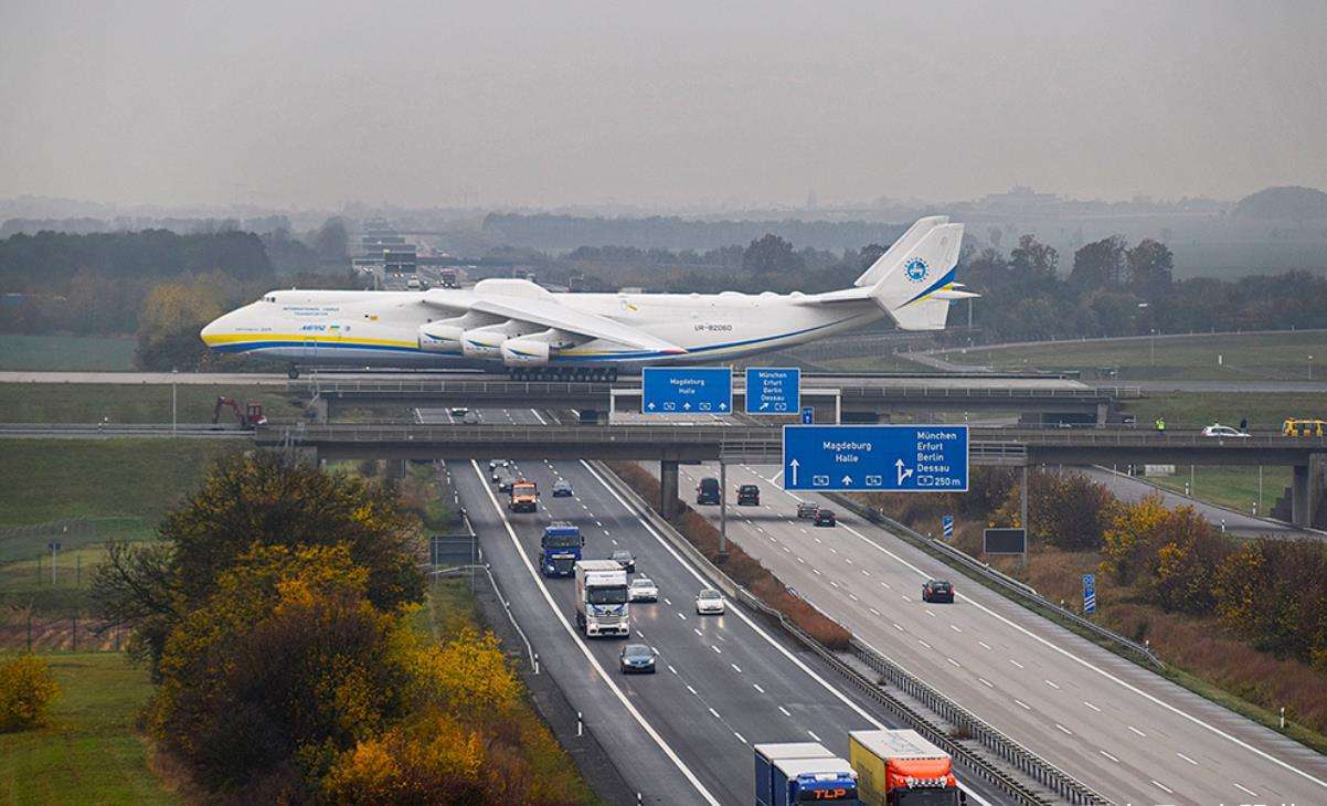 安225到天津运送口罩的图片,安225运口罩