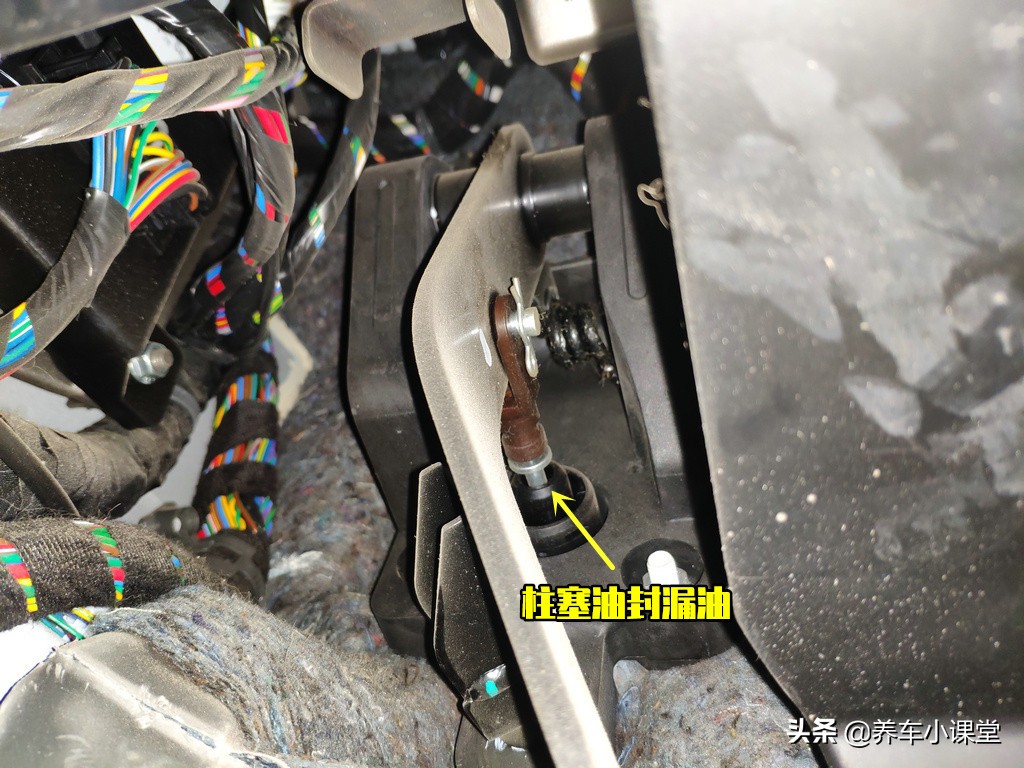 换挡不小心打齿危害大吗,离合器挂挡打齿