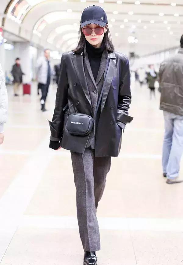 皮衣怎样穿才时髦呢,秋冬皮衣时髦穿搭