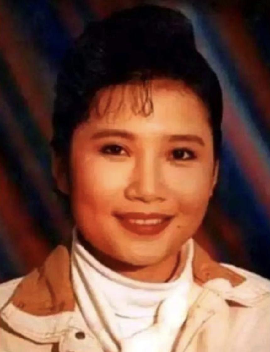 青藏高原的李娜现状如何,李娜出家多年后再唱青藏高原