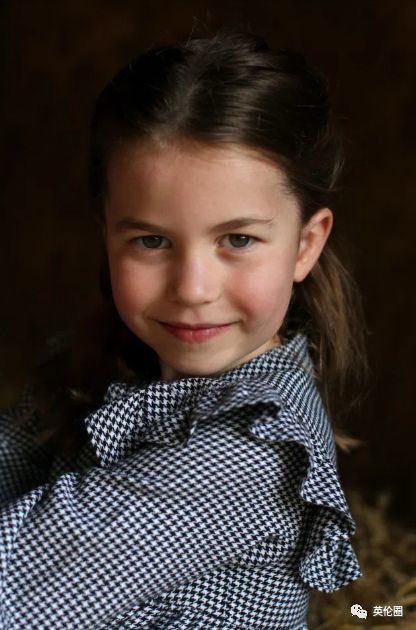 年龄相差89岁，英国王室最强“带货”组合