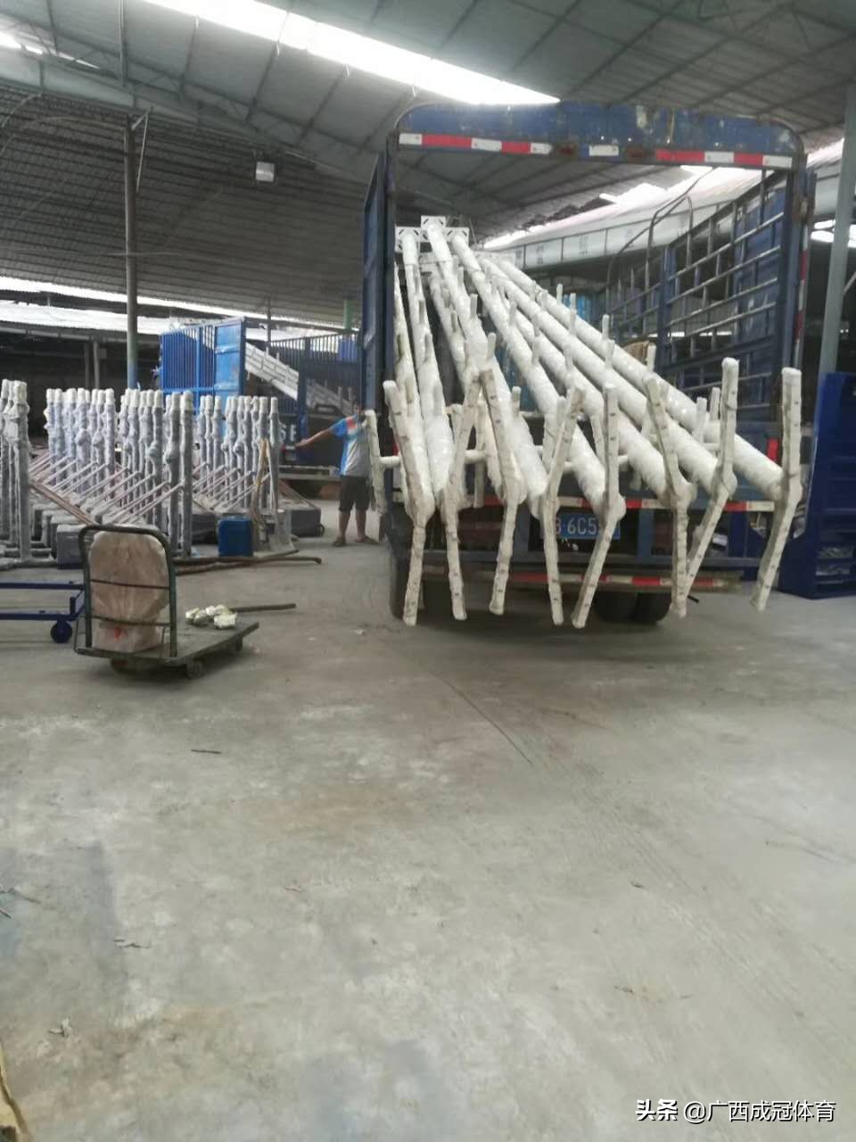 贺州平桂区灯杆灯光生产厂家，八步区灯光球场照明批发