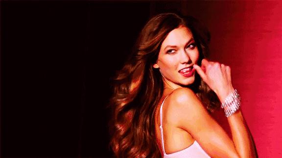 头皮油头发干枯脱发怎么办,脱发头皮干用什么洗发水最好