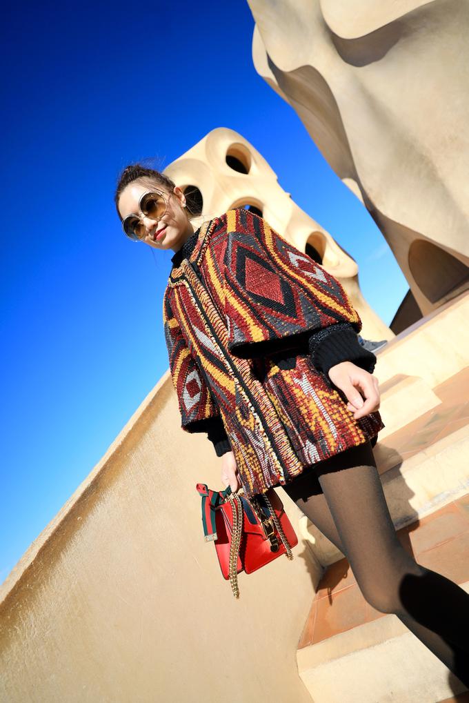 米拉之家是什么风格建筑,和米拉之家相似的建筑