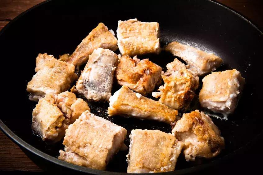 好多鱼怎么吃才正确,带鱼怎么做不腥又好吃又简单