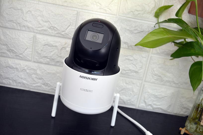 海康威视监控摄像头前面能碰吗,海康威视摄像头被小偷打破