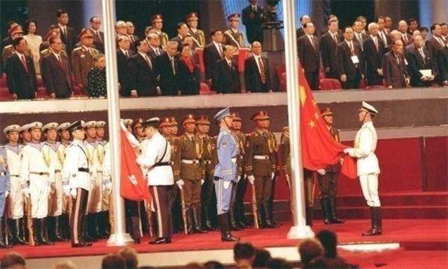 香港回归幕后一波三折：英国人在交接仪式最后一秒仍想中国出丑