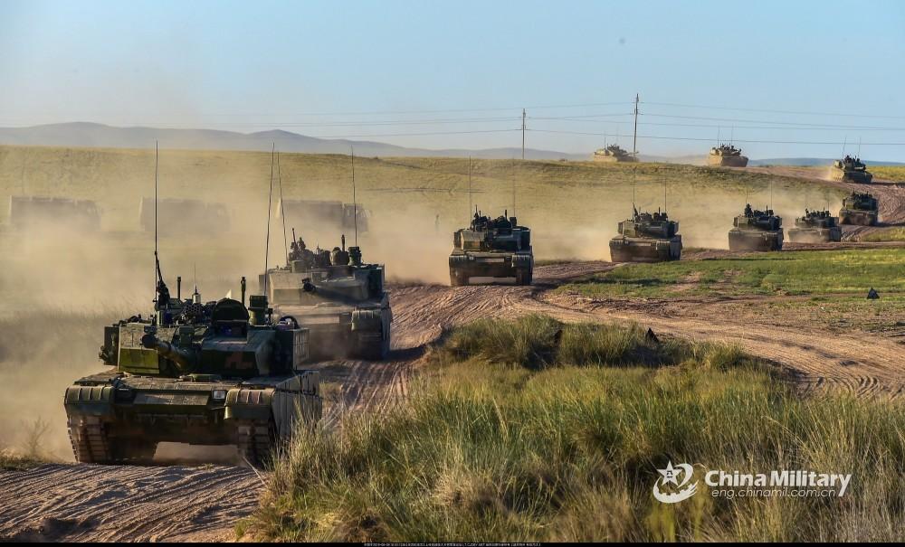 解放军精锐装甲突击群驶出国门,解放军最强装甲突击群
