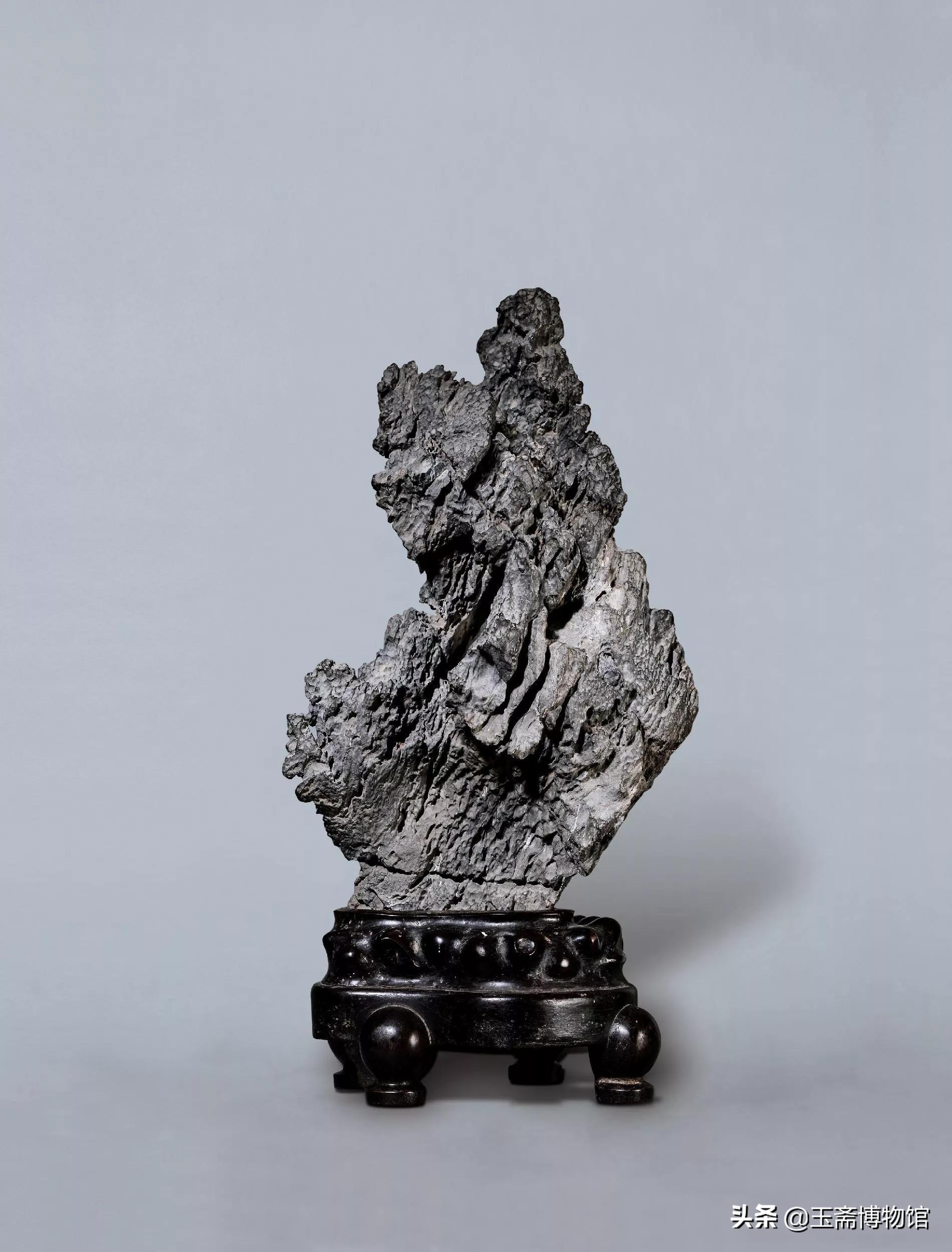 英石扭纹观赏石精品欣赏,观赏石真正的灵璧石精品