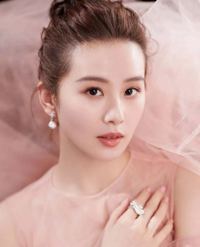 秦海璐和唐嫣新剧,小八卦爆料王子文