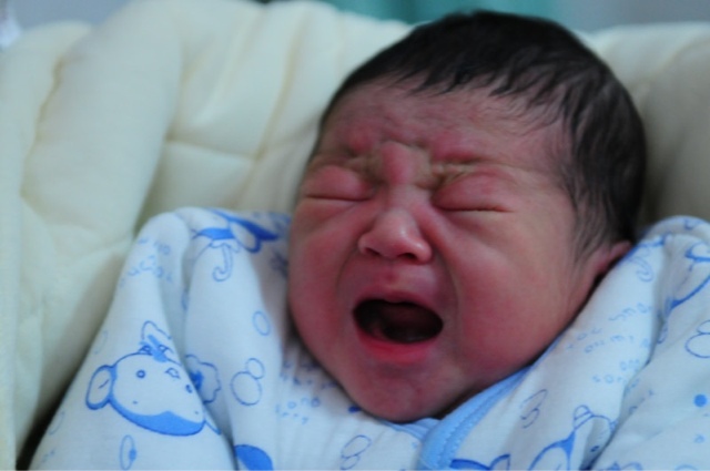 7个月胎儿脐带绕颈二圈怎么办,7个月胎儿绕颈5圈没有胎心