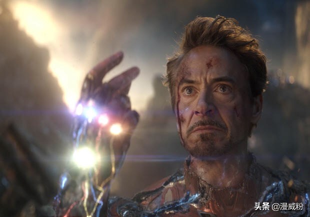 复联4黑暗结局灭霸斩杀美队,复联4三巨头战灭霸现场版