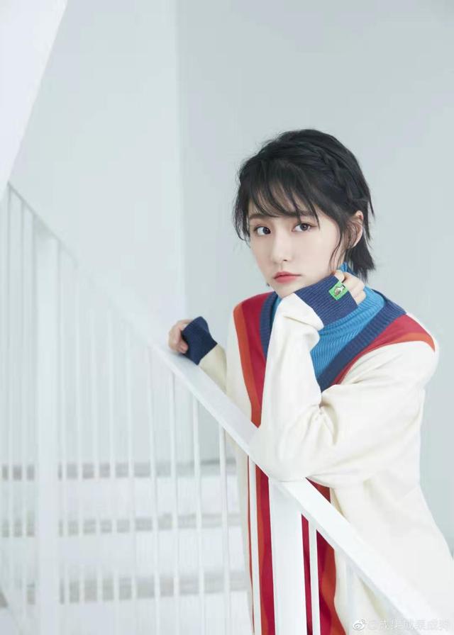 爱情公寓5里出现过什么鞋,爱情公寓里面的球鞋