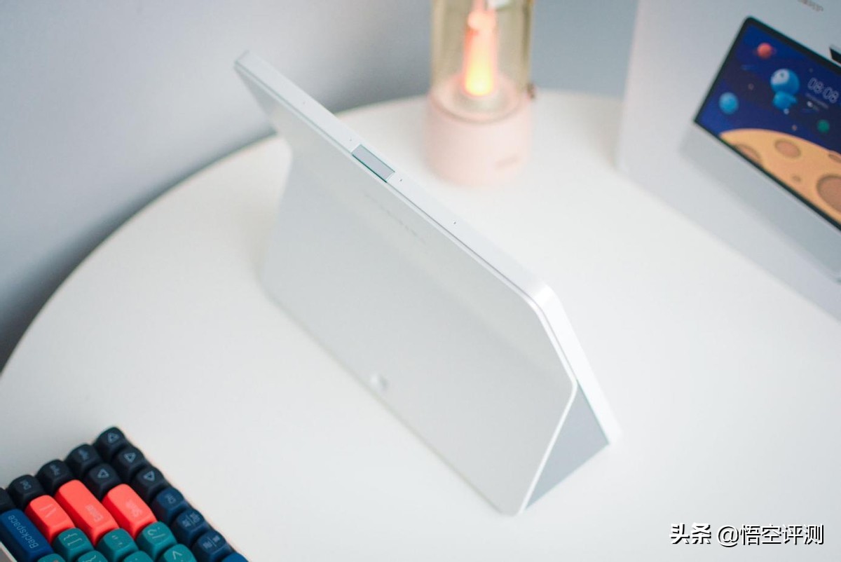 华为首款儿童专用学习产品！强悍鸿蒙系统：小精灵学习智慧屏评测