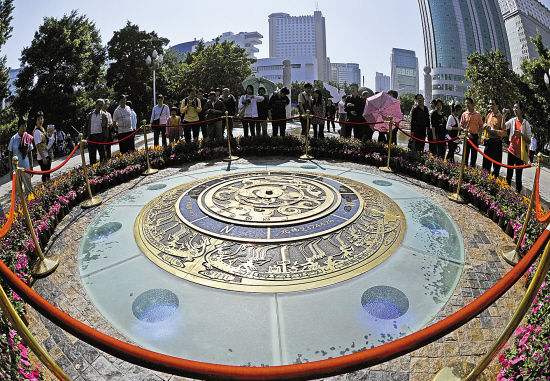 广州市中心是天河还是越秀,广州越秀区是市中心吗