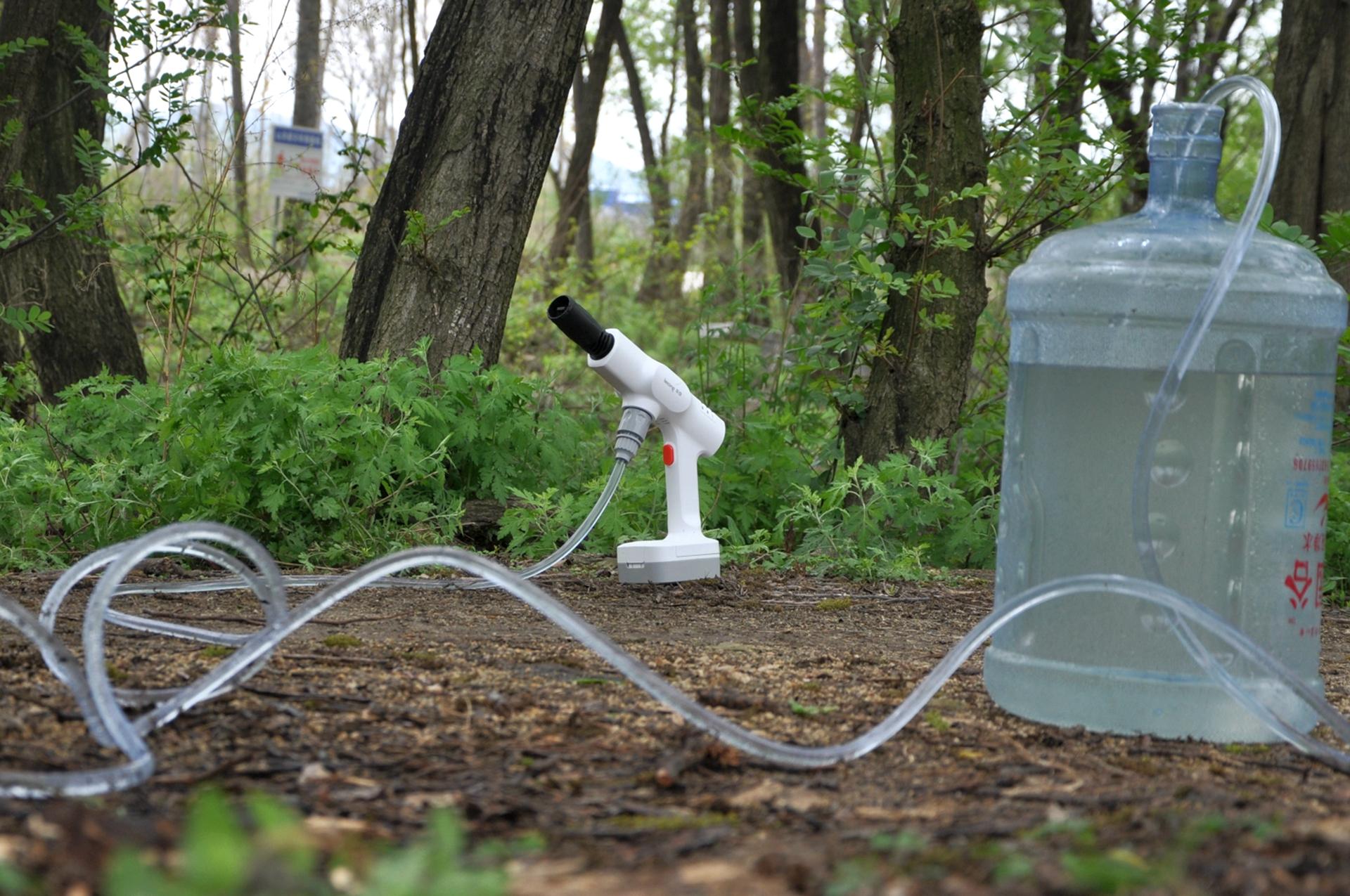 乐空手持锂电洗车机评测,便携洗车机220v高压家用